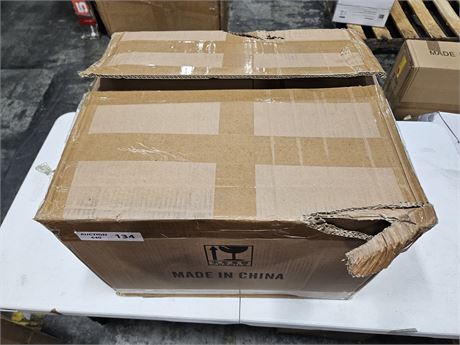 Hanging Baskit Planter Liners With Spray Bottles